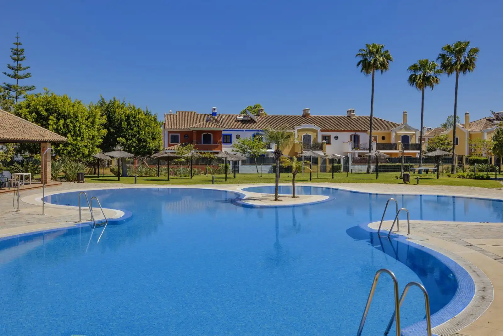 Chalet con piscina en venta en San Pedro de Alcántara, imagen 34