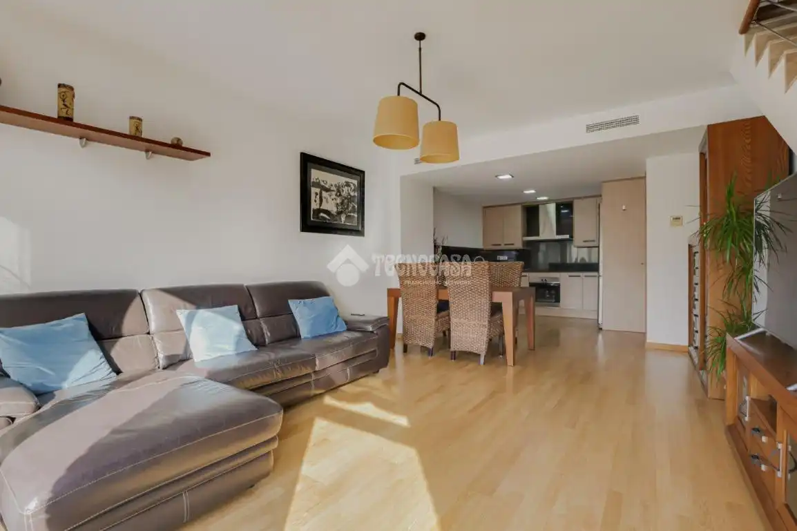 Living room of Flat for sale in Ripollet  with Air Conditioner, Terrace and Balcony