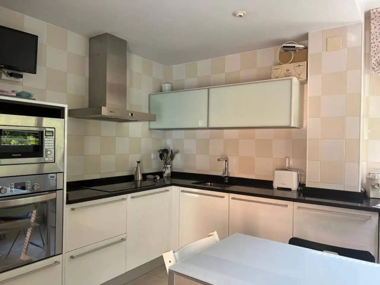 Semi-detached house with pool to rent in Bargas, imagen 7