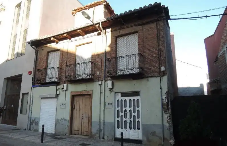 Vista exterior de Casa o xalet en venda en La Bañeza 