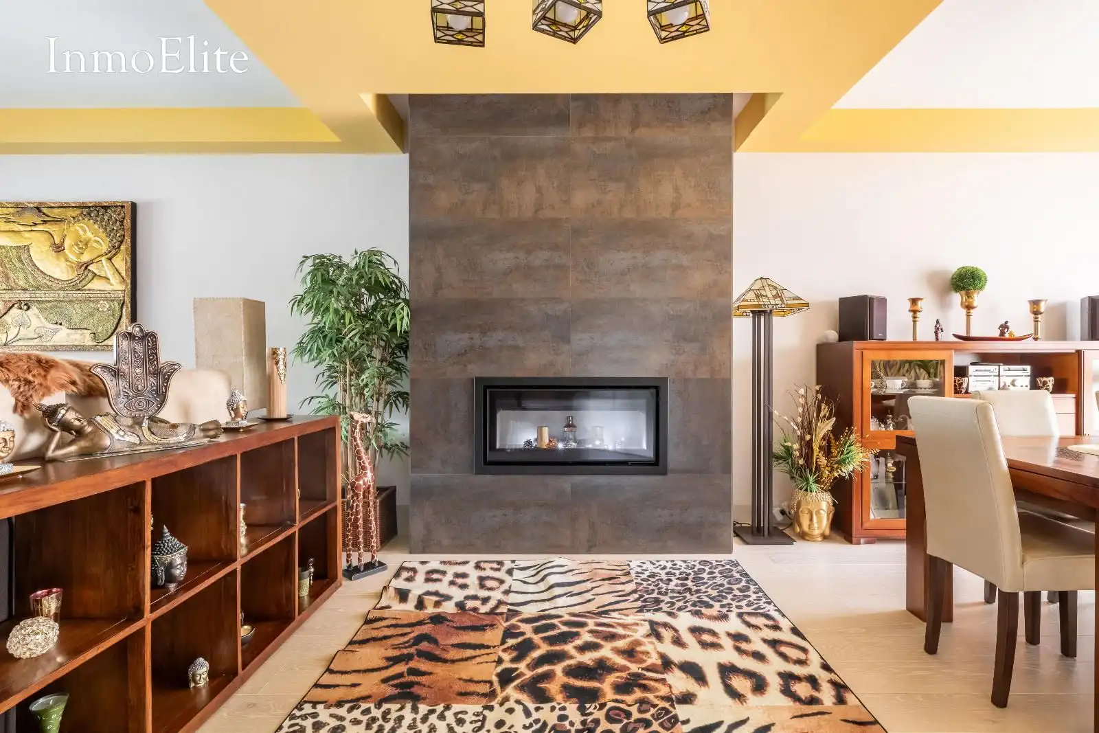 Living room of Detached homes for sale in Majadahonda  with Air Conditioner, Heating and Private garden