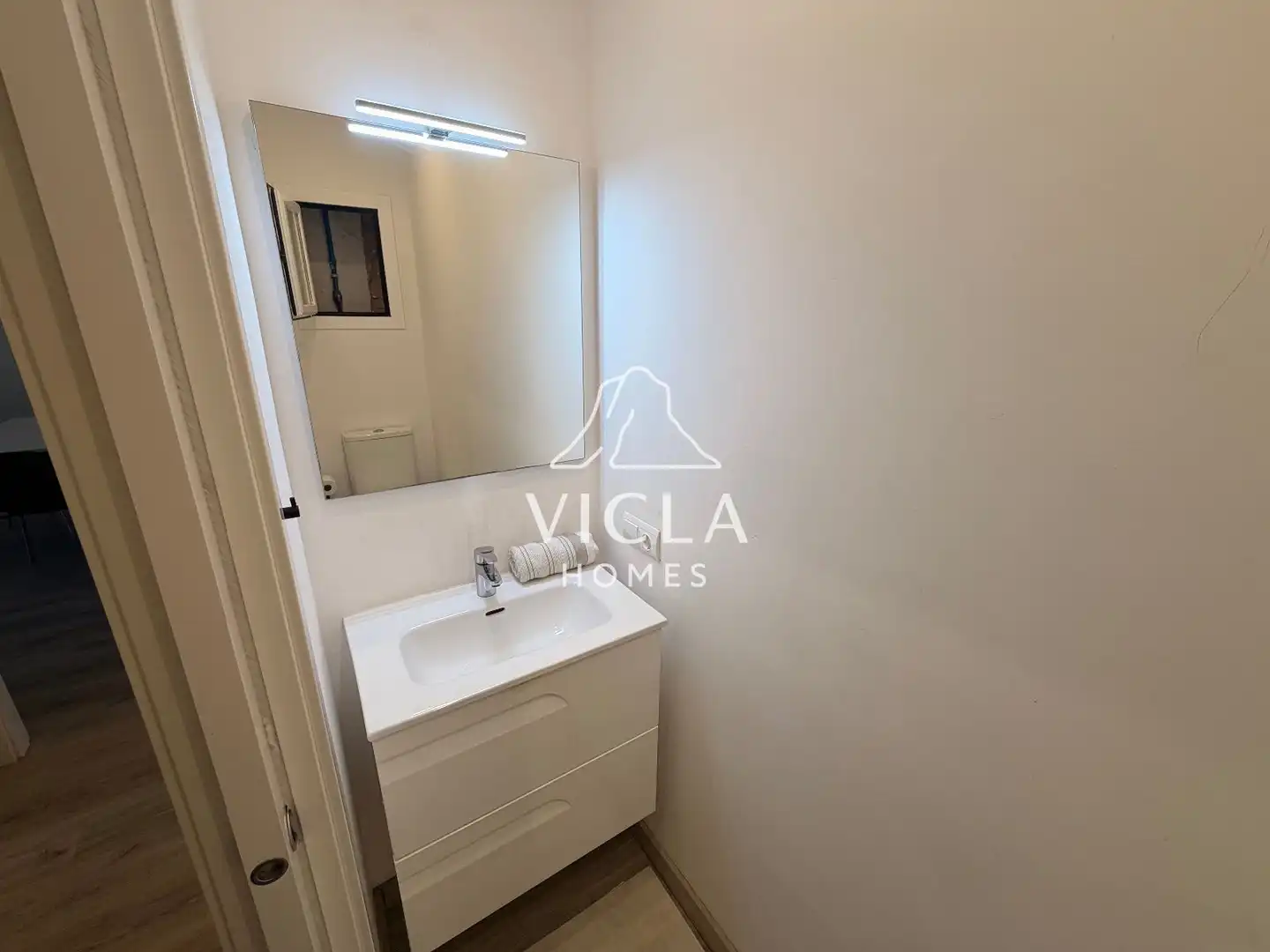 Bathroom of Flat for rent in Santa Eulària des Riu  with Air Conditioner, Heating and Parquet flooring