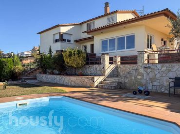 Casa con piscina in vendita a Ronda Peius Pascual Carbó .