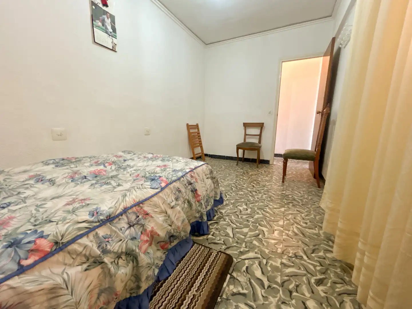 Habitación de Piso en venta en Castellón de la Plana / Castelló de la Plana con Balcón