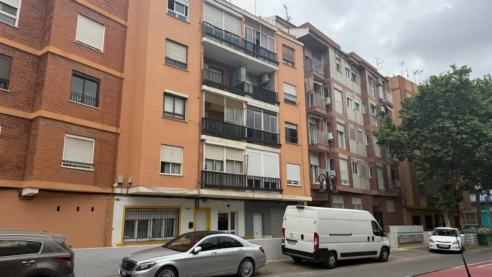 Vista exterior de Pis en venda en Aldaia amb Balcó