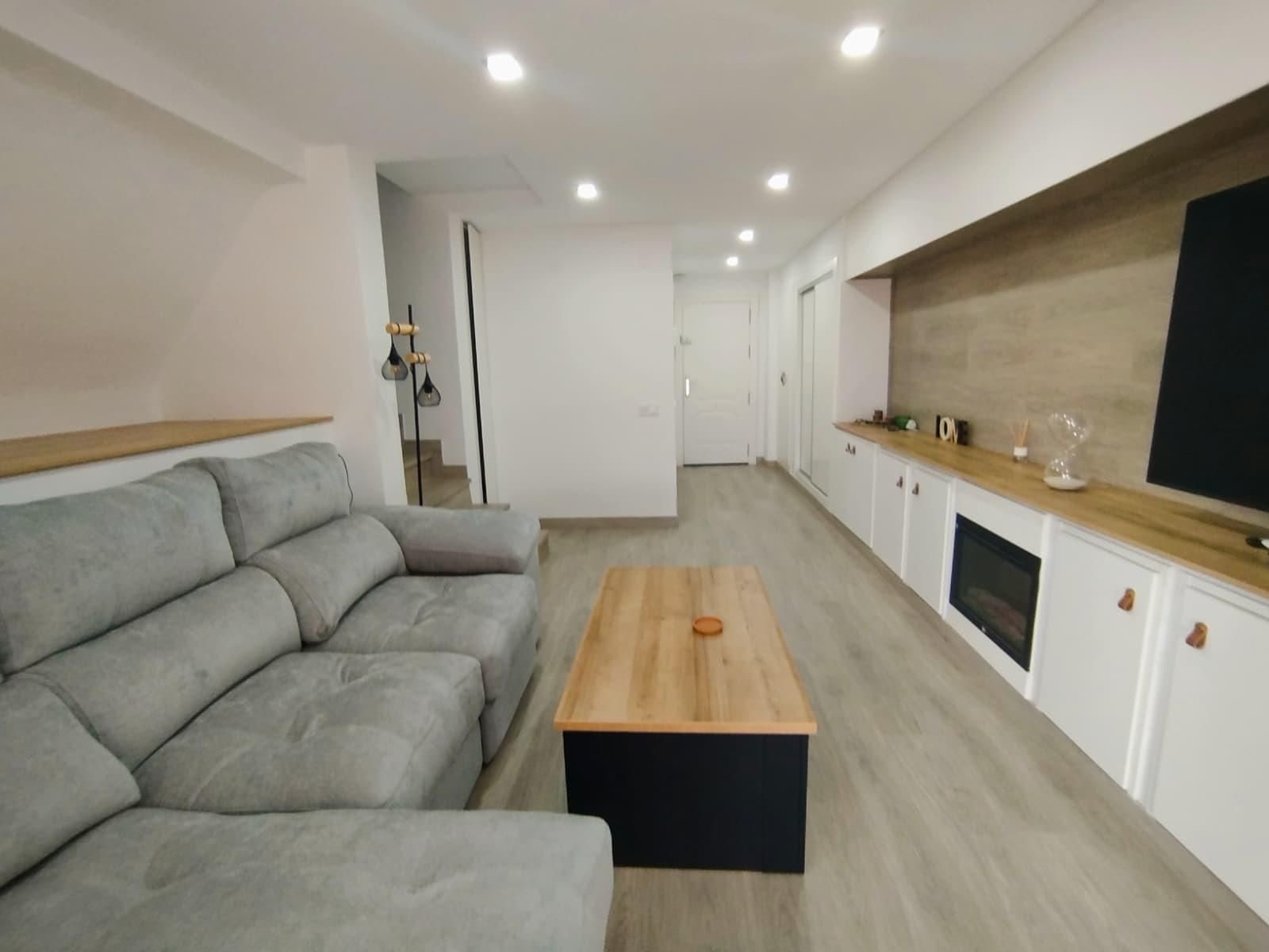 Sala d'estar de Dúplex en venda en Málaga Capital amb Terrassa i Balcó