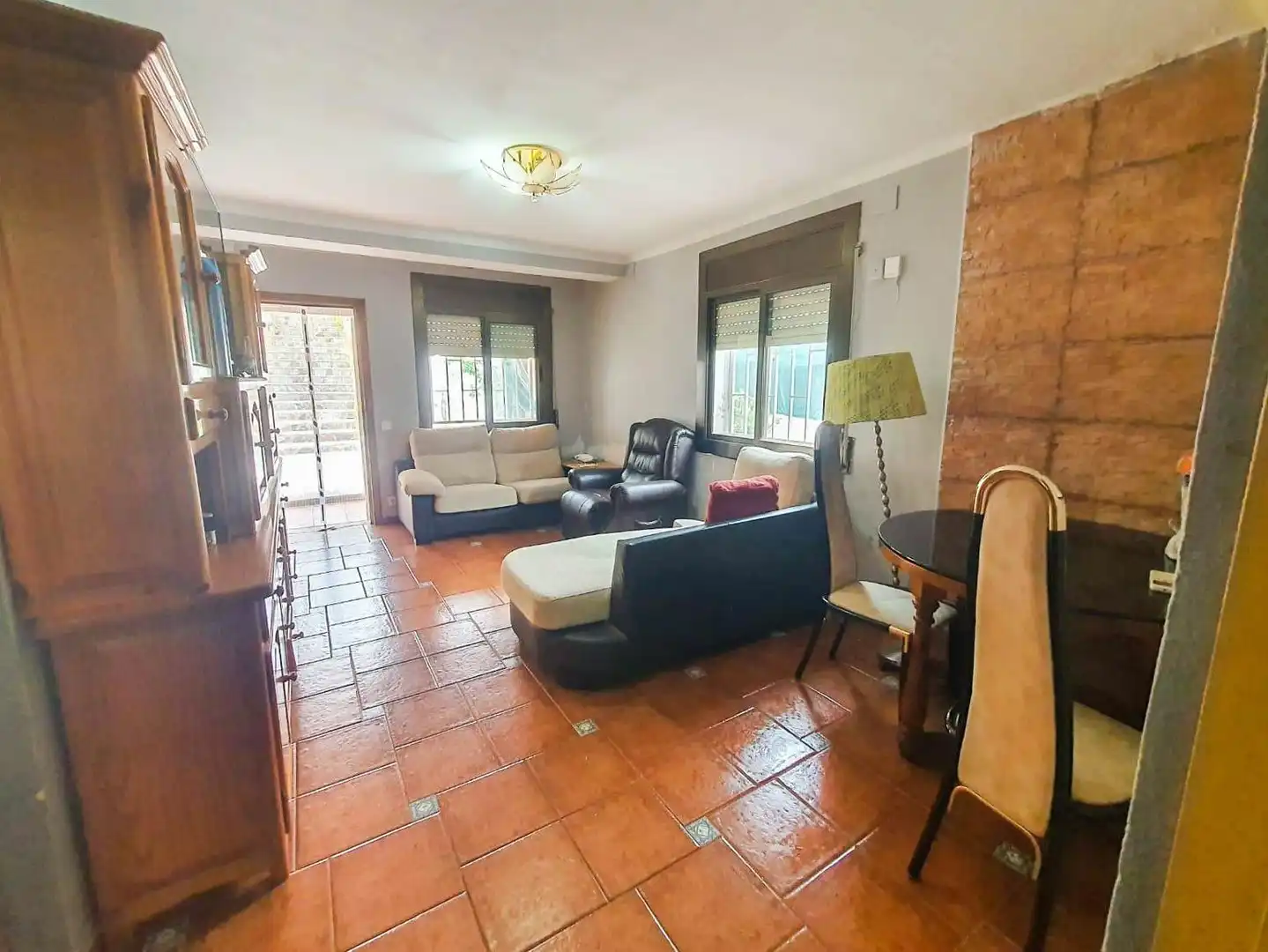 Sala de estar de Casa o chalet en venta en Esparreguera con Aire acondicionado, Jardín privado y Piscina
