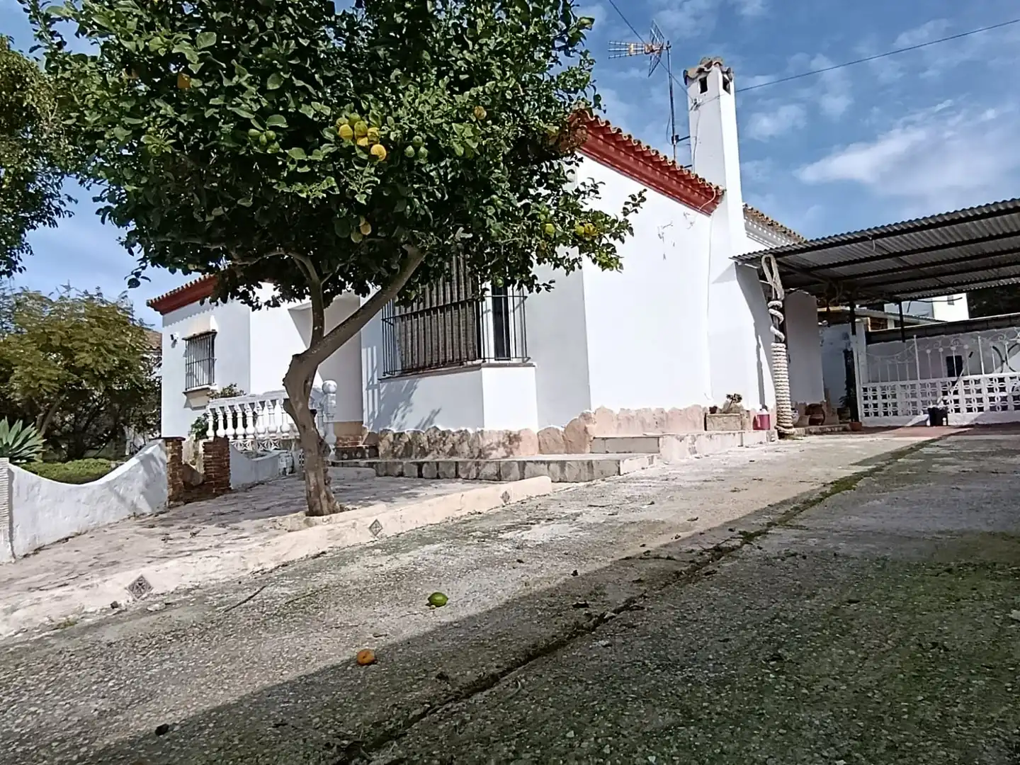 Exterior view of Houses for sale in Chiclana de la Frontera  with Private garden, Terrace and Furnished