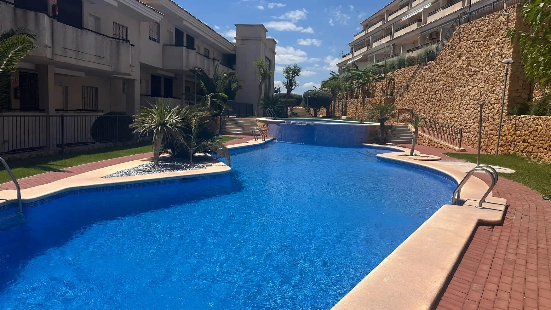 Piscina de Piso en venta en Elche / Elx con Aire acondicionado, Calefacción y Terraza