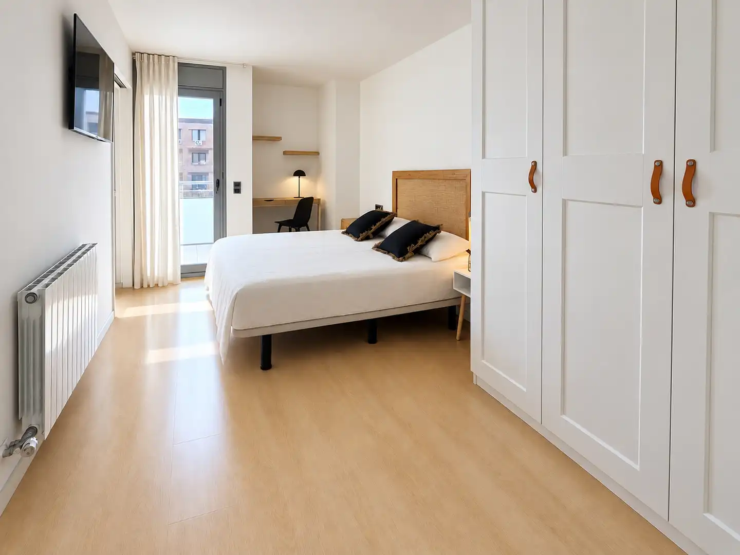 Flat with terrace for sale in Carrer del Bruc, imagen 5