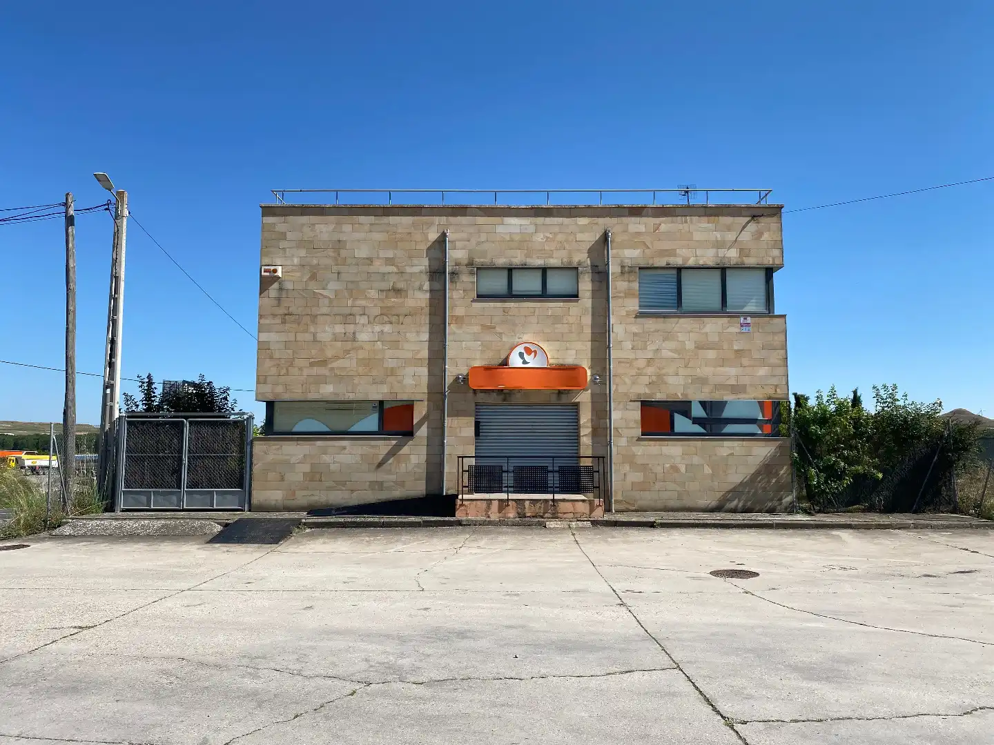 Vista exterior de Casa o chalet en venta en Estépar con Calefacción, Jardín privado y Parquet