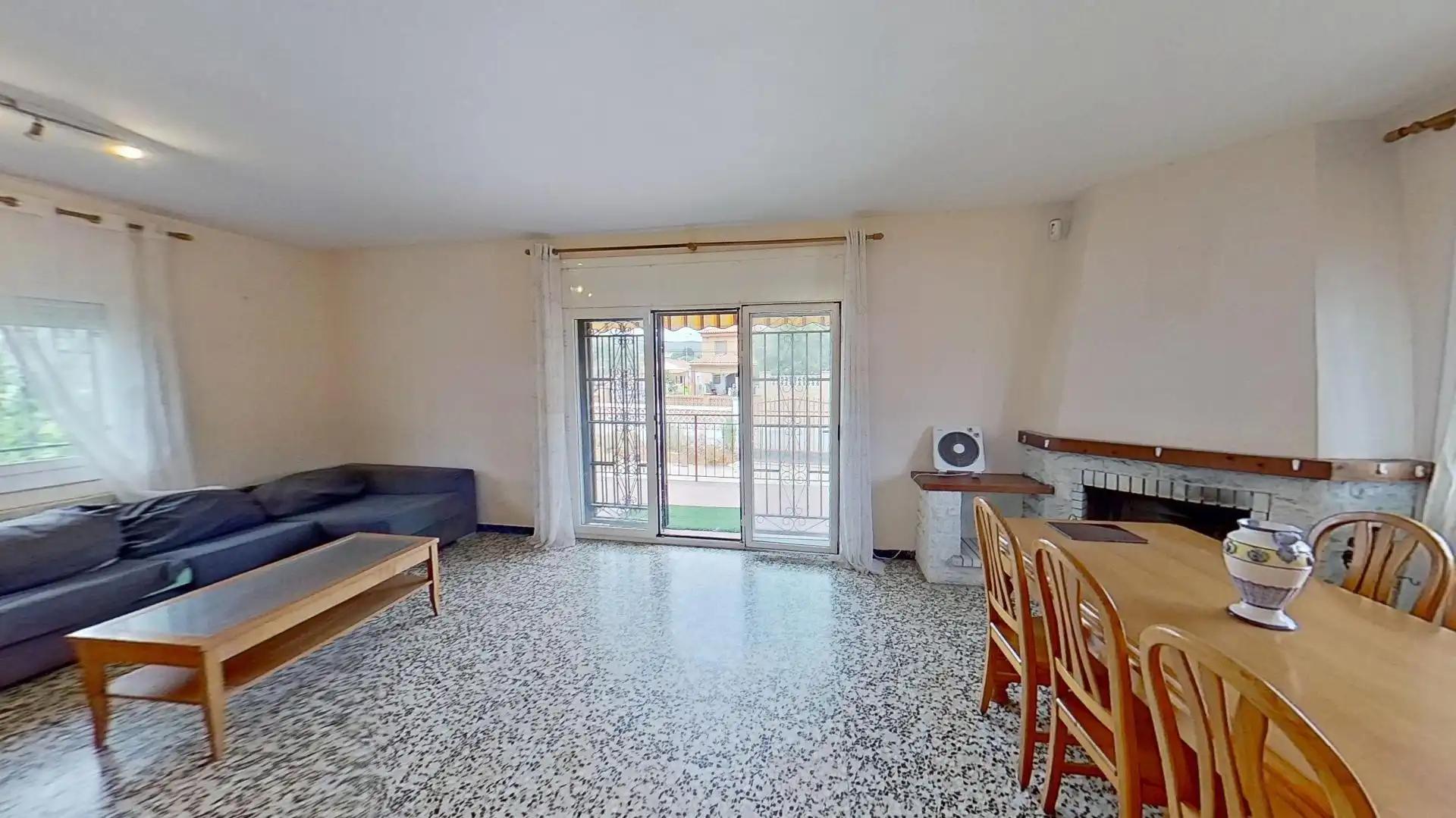 Sala d'estar de Casa o xalet en venda en Piera amb Calefacció i Balcó