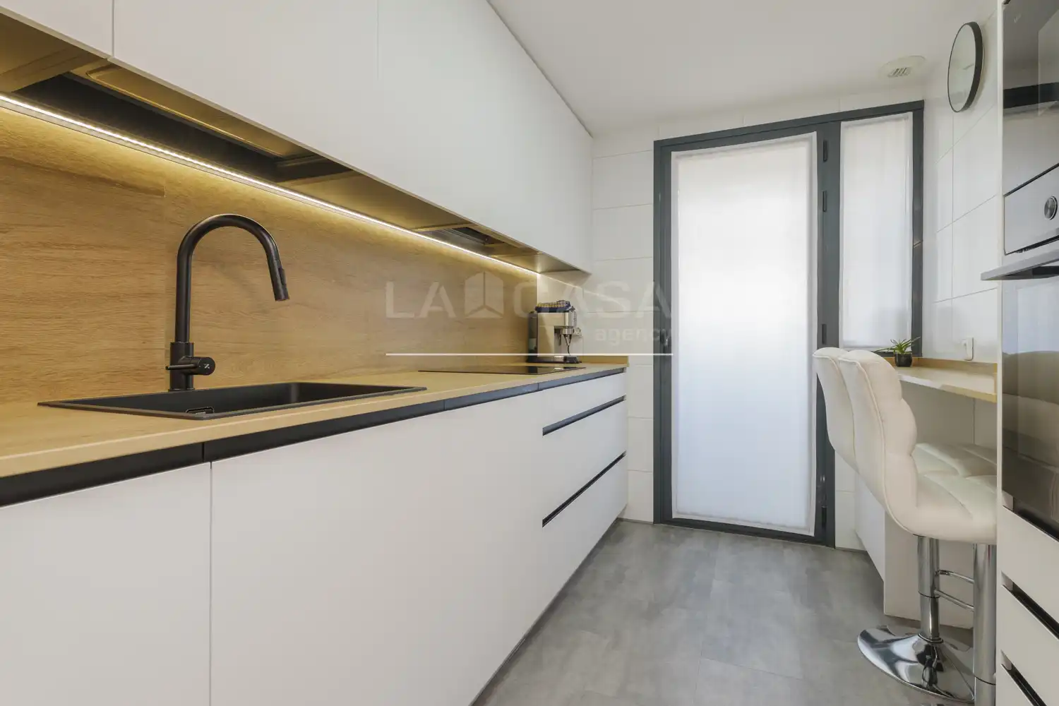 Wohnung mit Pool zum Verkauf in Calle de Averroes