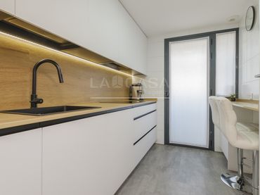 Flat with pool for sale in Calle de Averroes