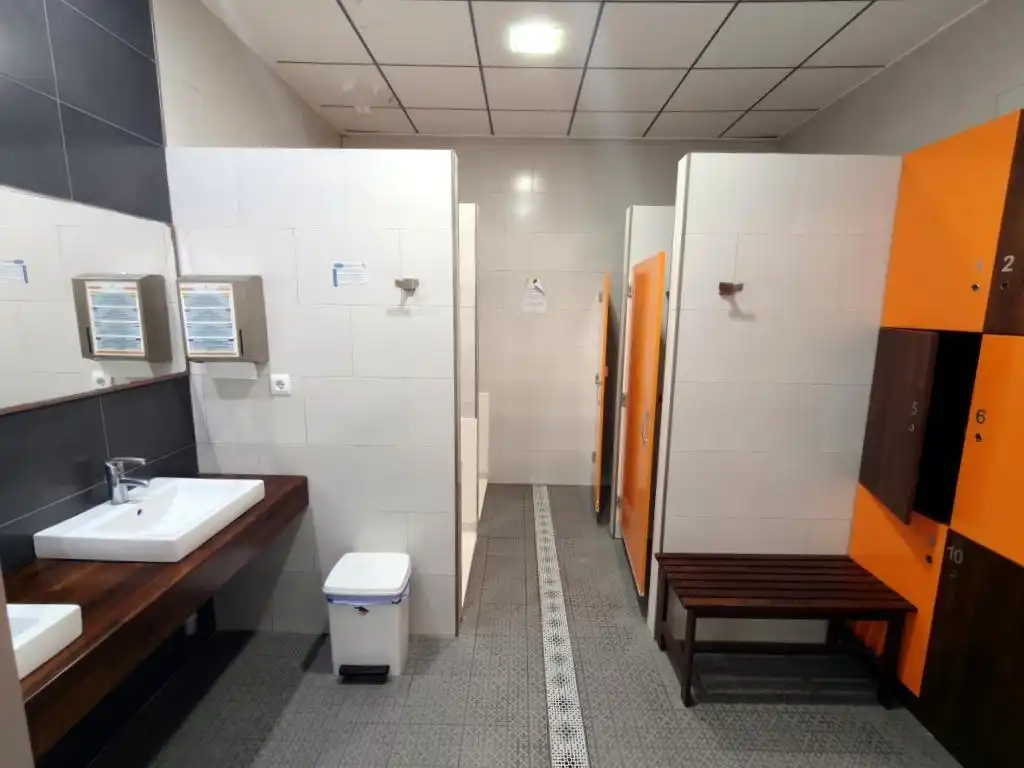 Baño de Planta baja en venta en Guardamar del Segura con Aire acondicionado, Terraza y Trastero