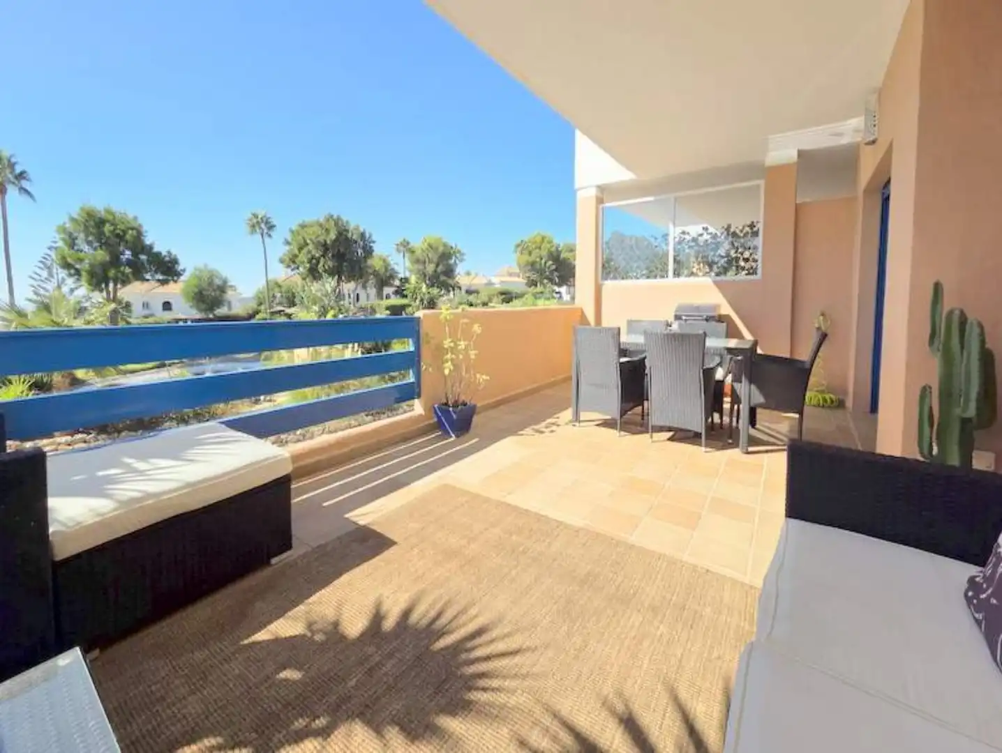 Terrassa de Apartament en venda en Manilva amb Aire condicionat, Terrassa i Moblat