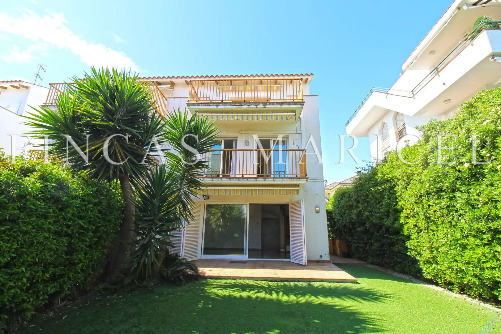 Detached homes for sale in Can Girona - Terramar - Vinyet