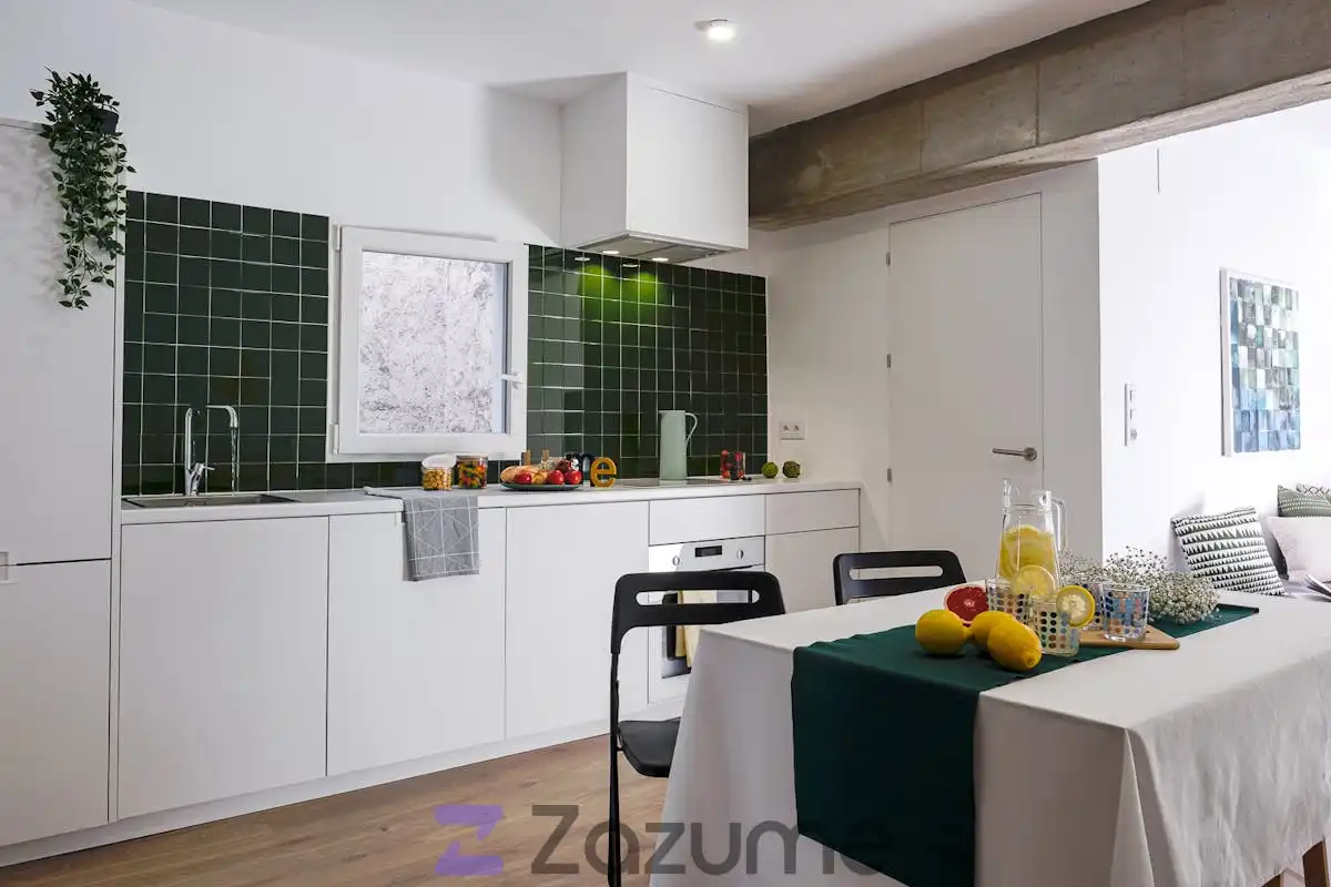 Pis de lloguer a C. Sta. Adela, Barrio de Zaidín