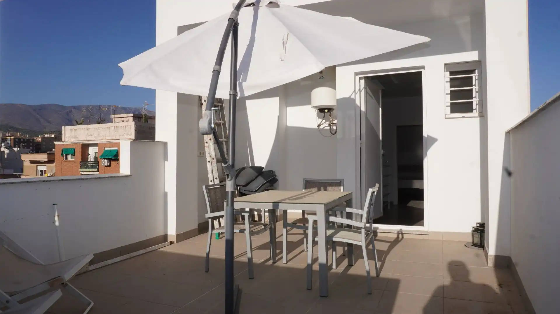 Terrassa de Àtic de lloguer en Motril amb Aire condicionat, Terrassa i Moblat