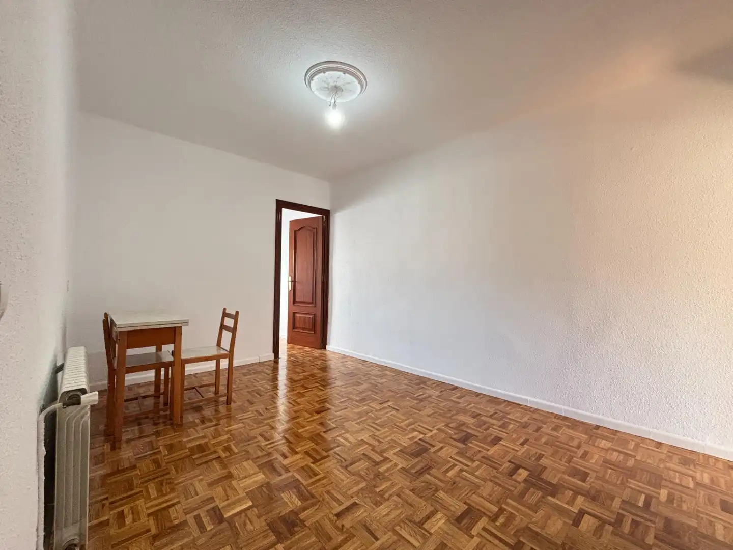 Bedroom of Flat for rent in Madrid  with Heating, Terrace and Alarm