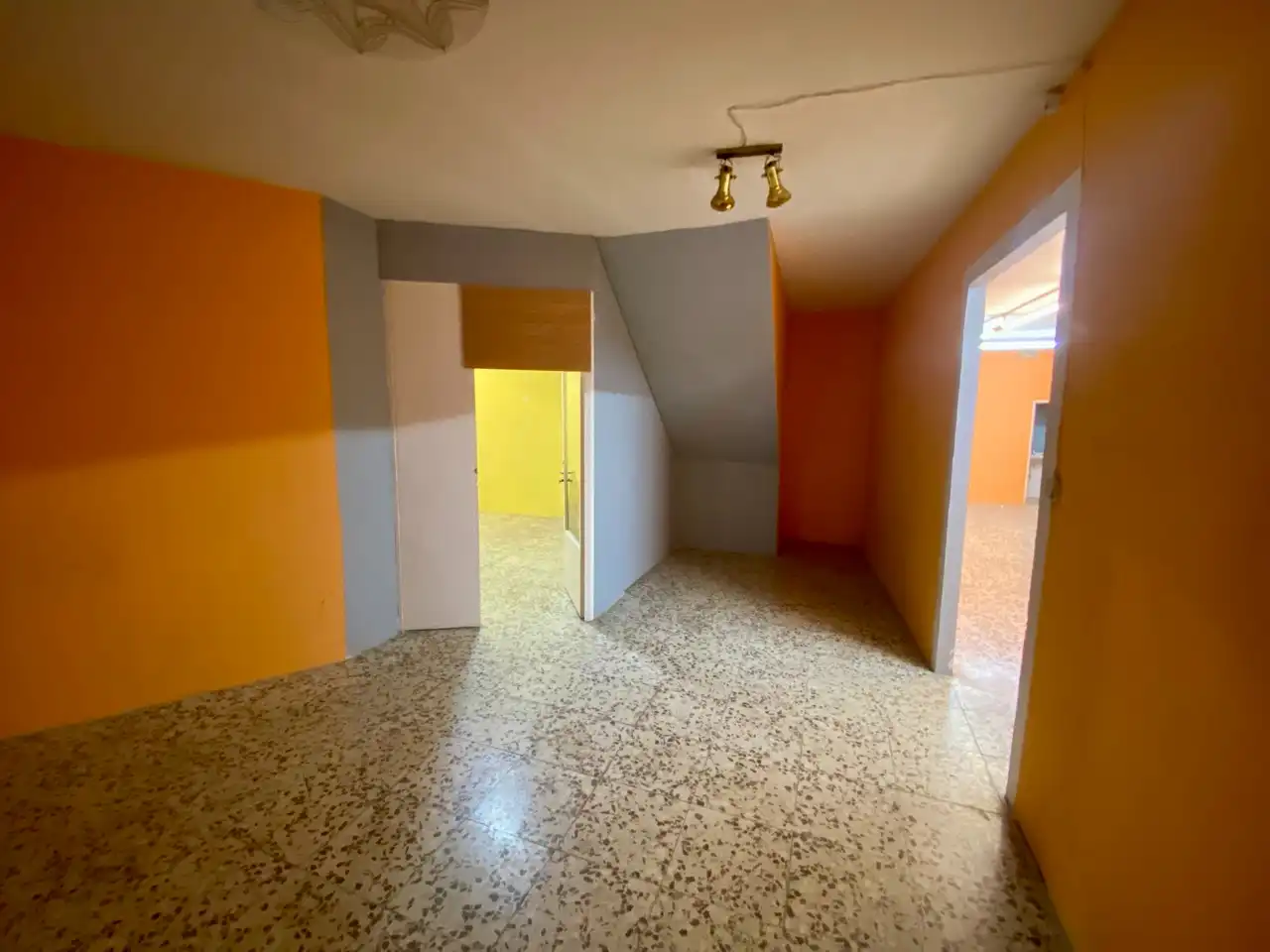Business premises to rent in Calle San Antonio 8, imagen 3