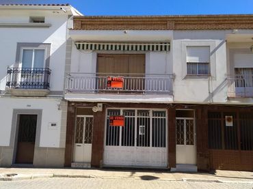 Rez-de-chaussée à vendre à Calle Constitución 32