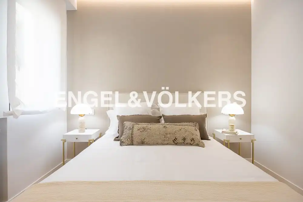 Bedroom of Flat for rent in Barrio de Salamanca