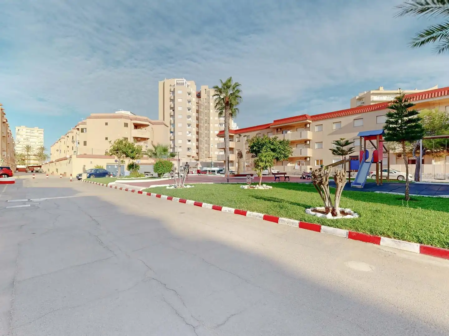 Exterior view of Flat for sale in Entremares
