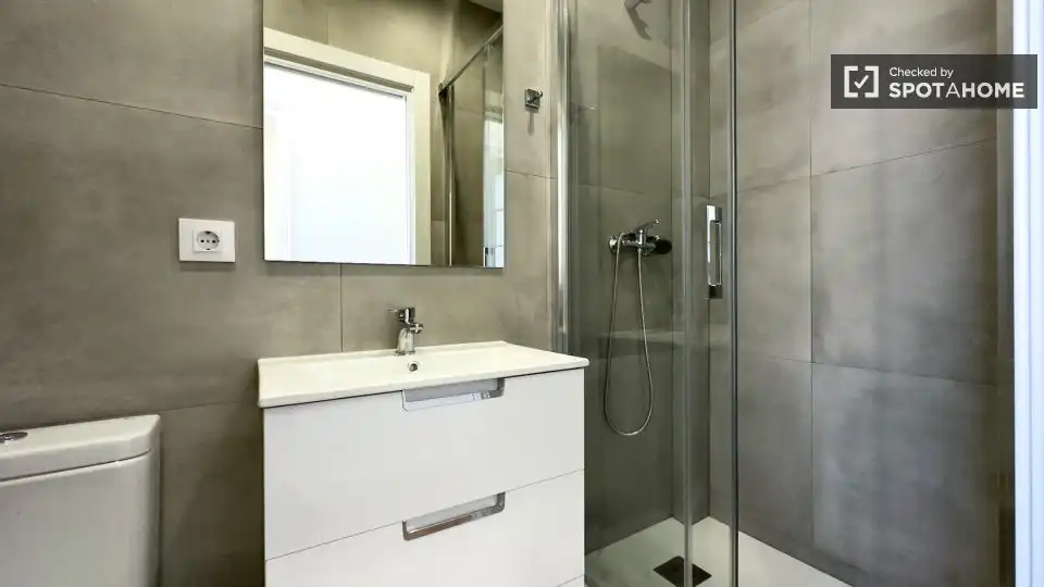 Flat with terrace to rent in Eixample, imagen 6