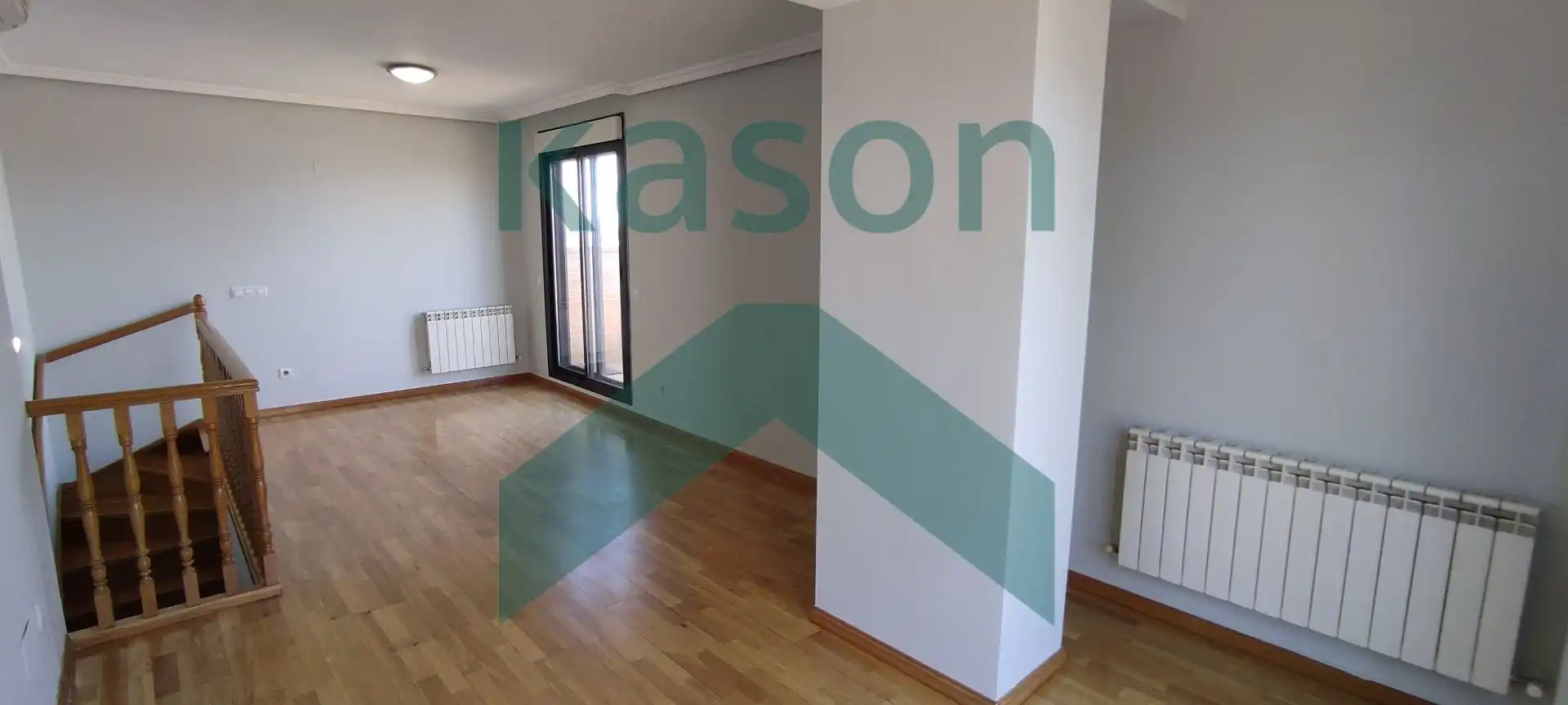 Living room of Attic for rent in Madrid  with Air Conditioner, Heating and Terrace