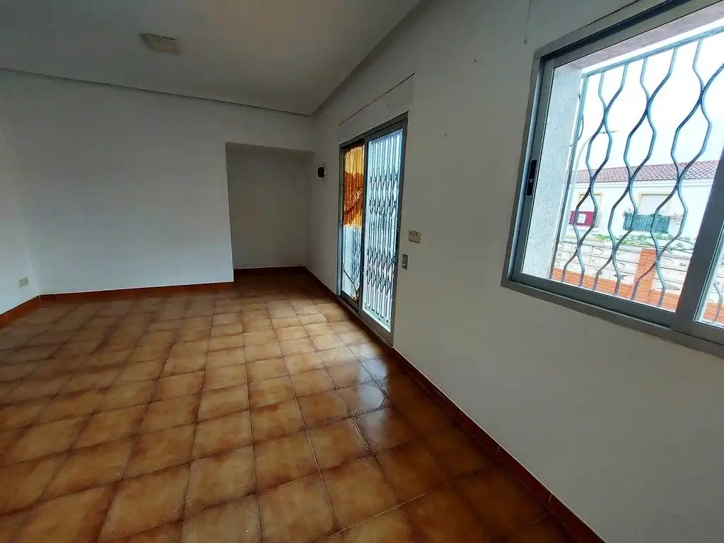 Commercial properties for sale in Domeño