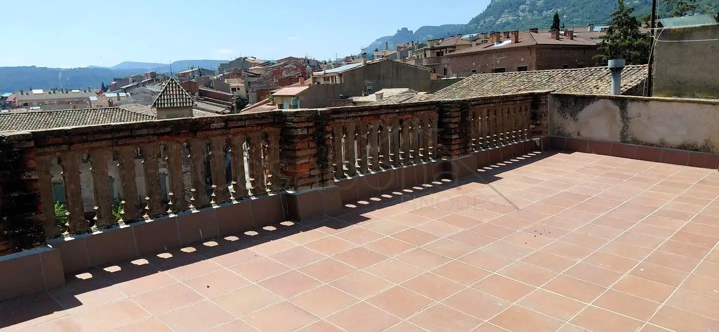 Terraza de Piso en venta en Centelles con Calefacción, Terraza y Balcón