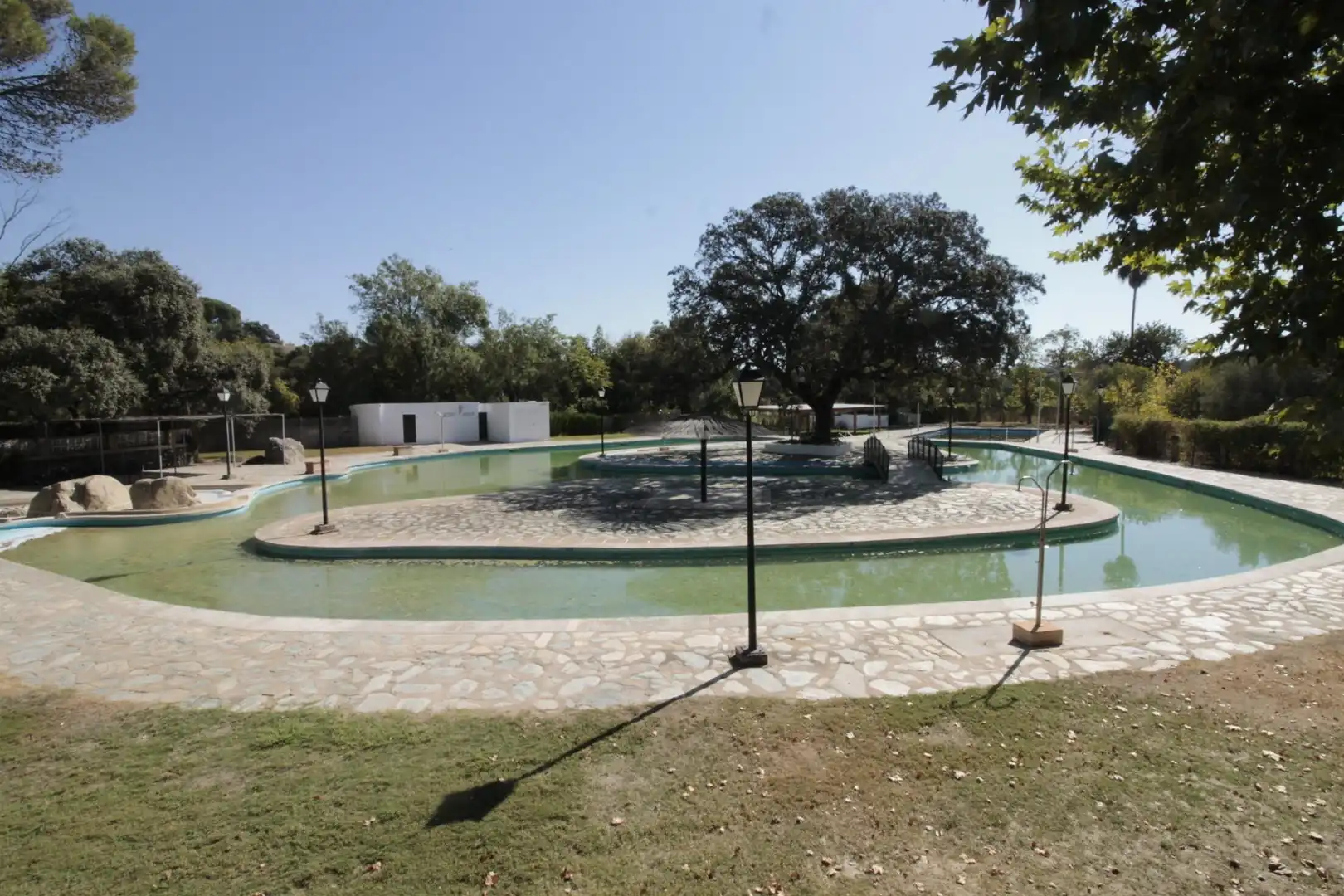 Piscina de Casa o chalet en venta en El Castillo de las Guardas con Jardín privado, Trastero y Piscina