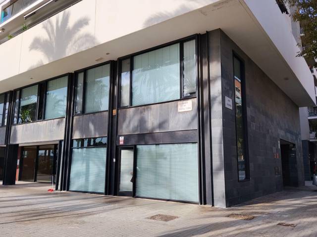 Local comercial en Alquiler en Diagonal Mar i el Front Marítim del Poblenou