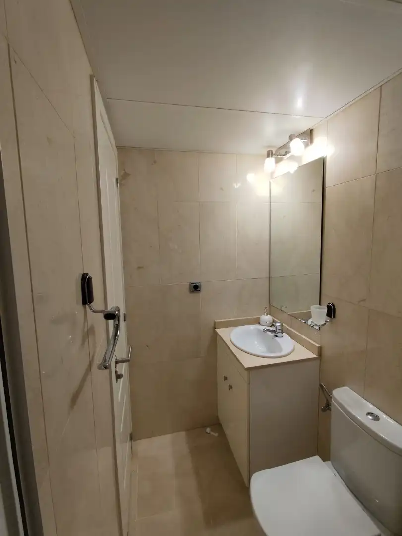Badezimmer von Wohnungen zum Verkauf in Benalmádena mit Klimaanlage