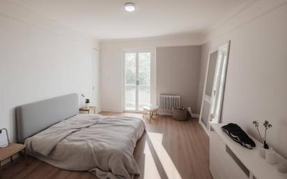 Bedroom of Flat for sale in  Barcelona Capital  with Heating and Balcony