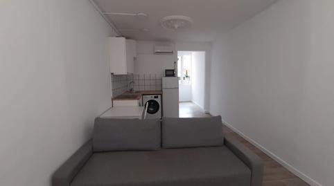 Foto 2 de Loft de lloguer a Carrer de Galileu, Sants, Barcelona