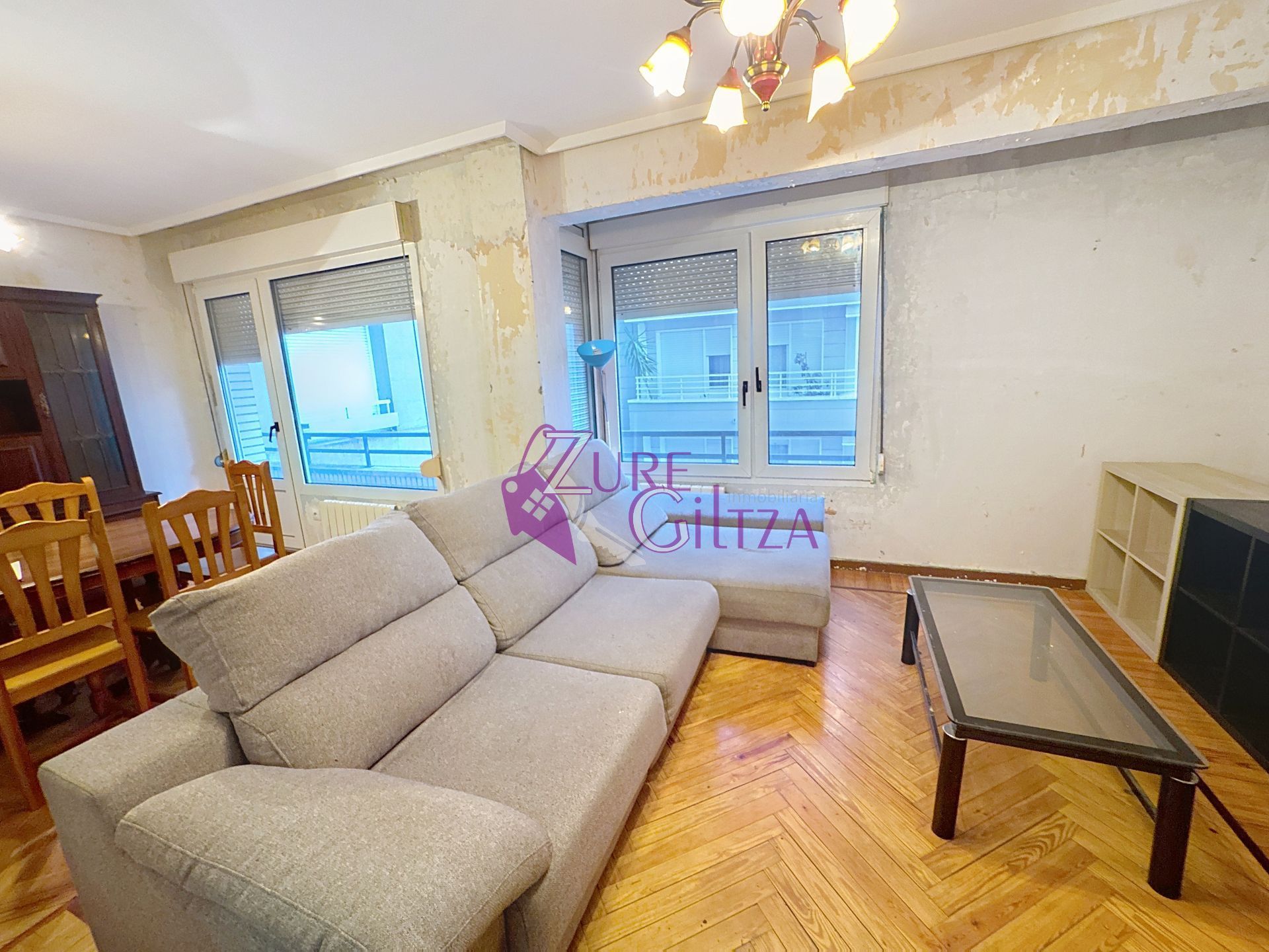 Living room of Flat for sale in Durango  with Heating, Storage room and Furnished