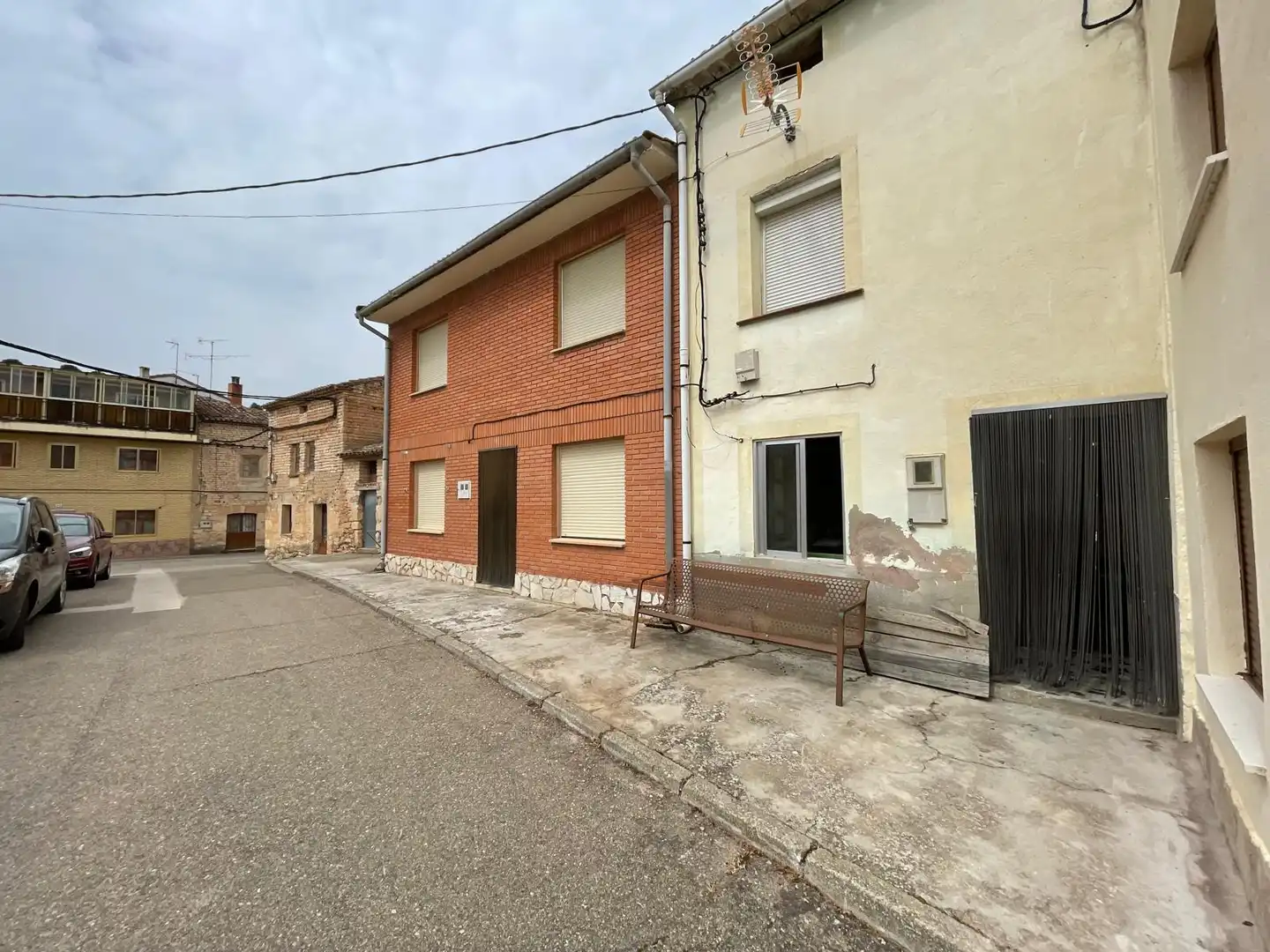 Außenansicht von Country house zum Verkauf in Royuela de Río Franco mit Parkett und Abstellraum
