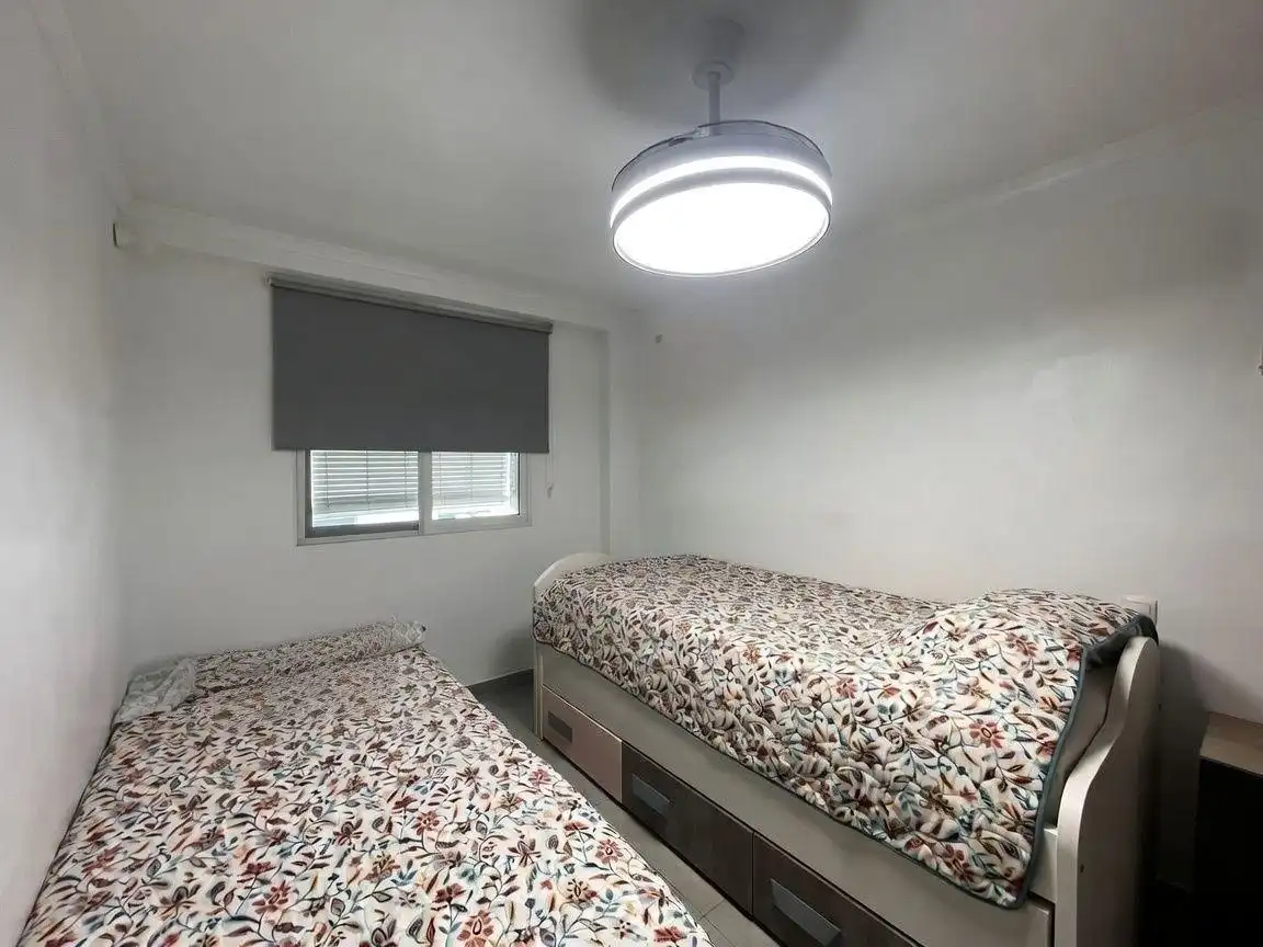 Habitación de Piso en venta en Valencia con Calefacción