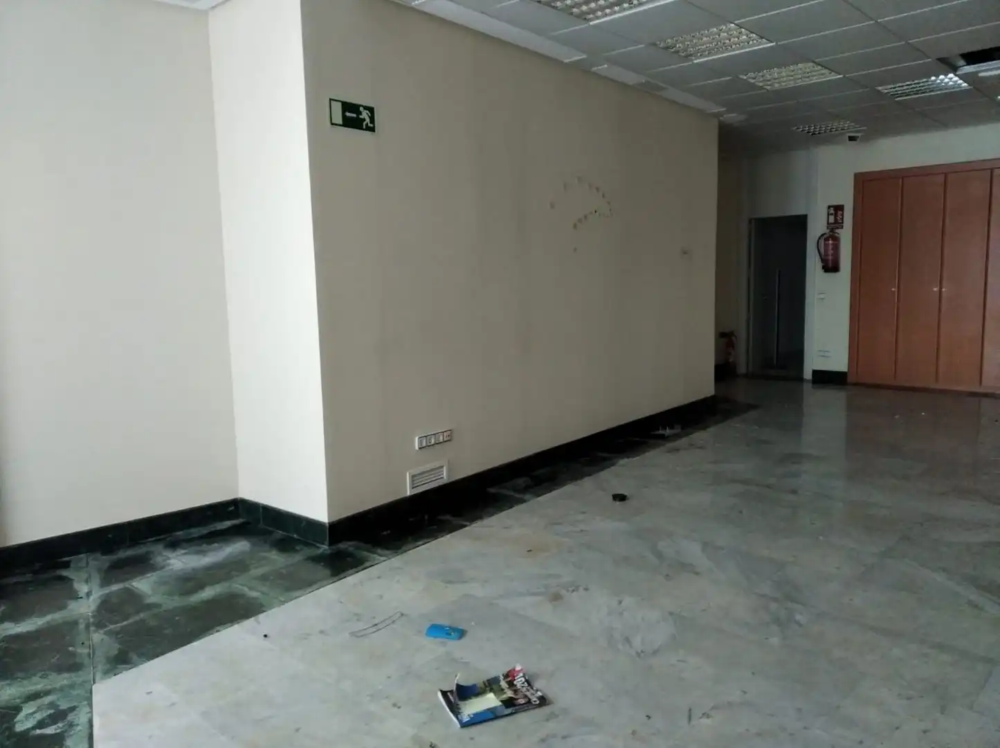 Gewerbefläche zum Verkauf in Plaza de la Constitución, imagen 14