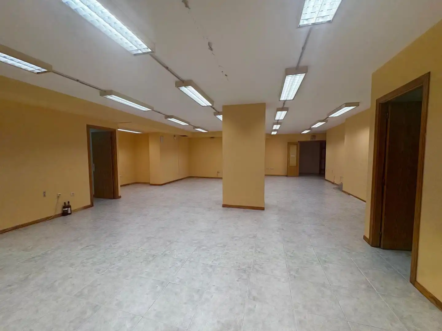 Oficina de alquiler en Oviedo 