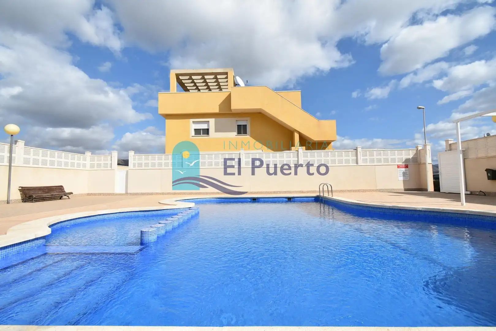 Attic for sale in El Alamillo