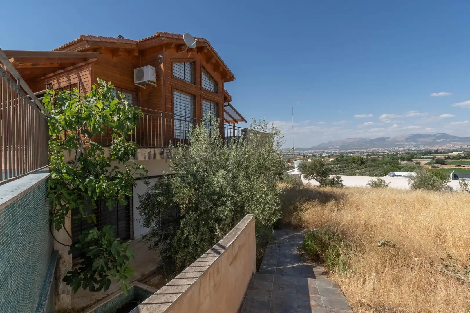 Exterior view of Houses for sale in Cúllar Vega  with Air Conditioner, Heating and Terrace