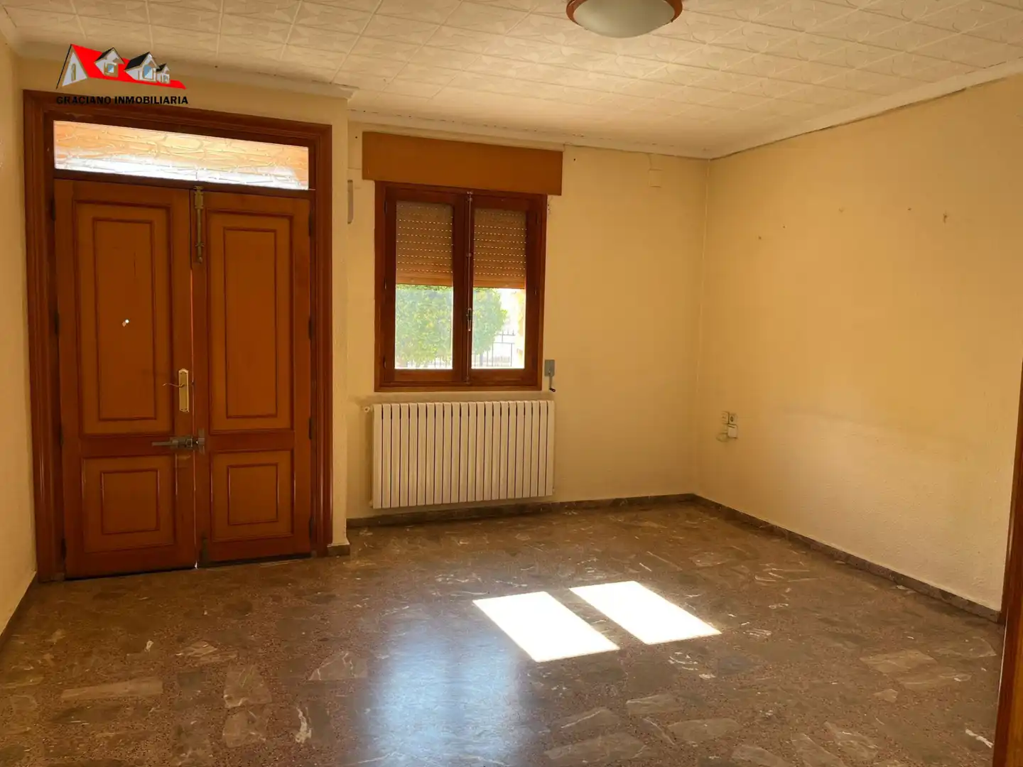 Casa aparellada amb jardí en venda a Casas de Juan Núñez, imagen 6