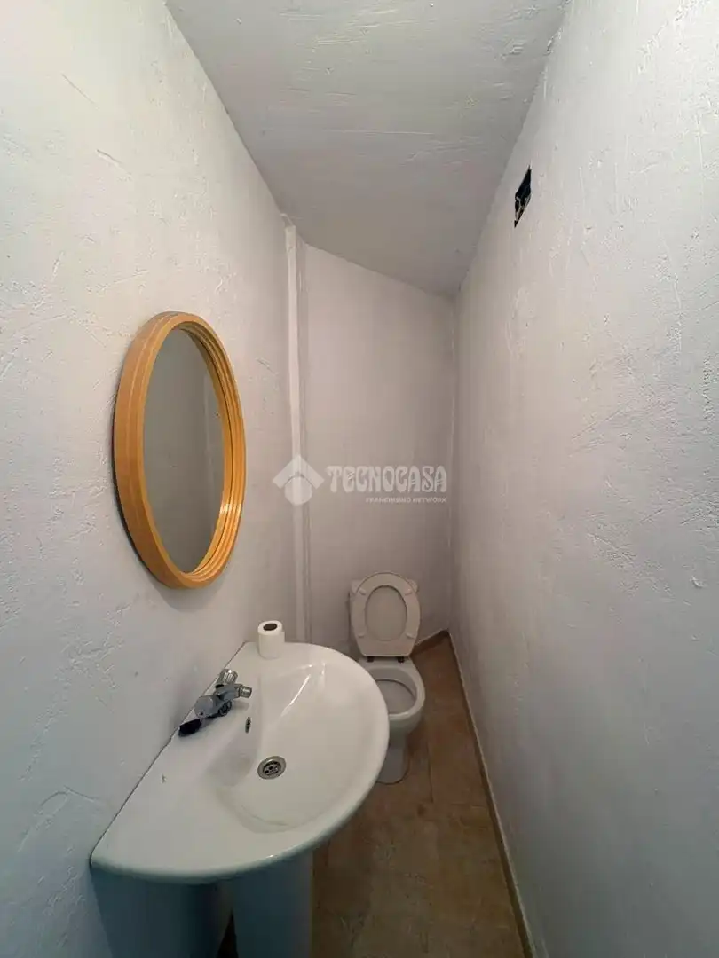 Bany de Local en venda en Arjona