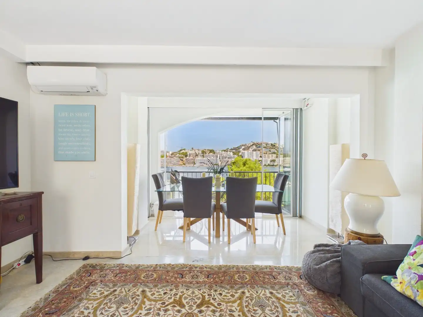 Menjador de Apartament en venda en Calvià amb Aire condicionat i Terrassa
