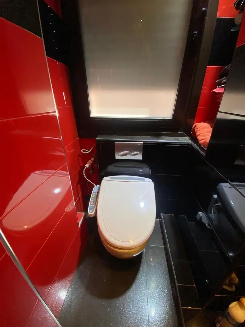 Bathroom of Flat for sale in Barakaldo   with Air Conditioner, Heating and Terrace