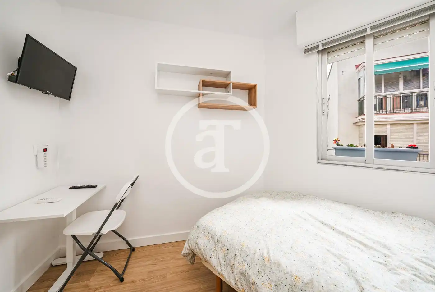 Habitación de Piso de alquiler en Madrid con Aire acondicionado, Calefacción y Amueblado