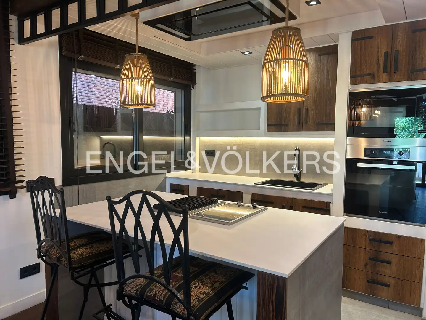 Cocina de Apartamento de alquiler en Sant Cugat del Vallès con Aire acondicionado, Calefacción y Parquet